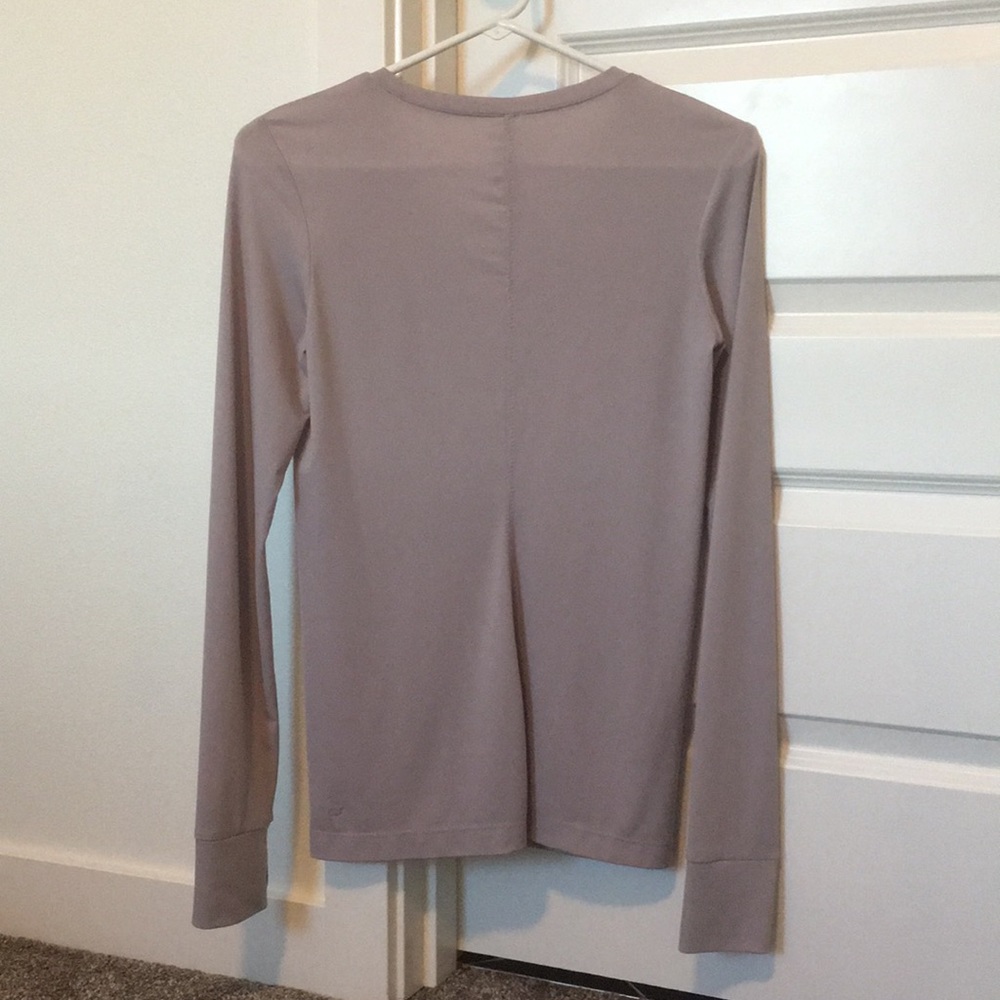 fabletics top! - Picture 2 of 6
